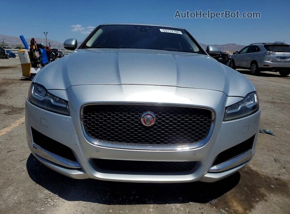 SAJBD4BV7HCY27230 2017 JAGUAR XF Silver Front view