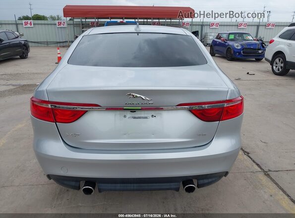 SAJBD4BV9HCY44644 2017 JAGUAR XF Серебряный 