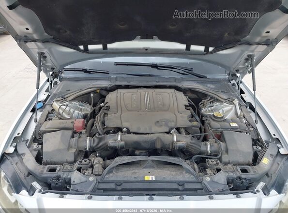 SAJBD4BV9HCY44644 2017 JAGUAR XF Серебряный Вид сзади