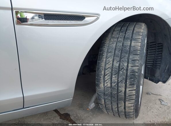 SAJBD4BV9HCY44644 2017 JAGUAR XF Серебряный 