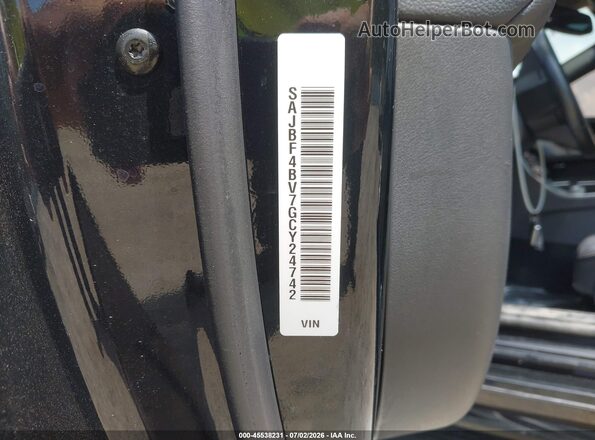 SAJBF4BV7GCY24742 2016 JAGUAR XF Black Vista del compartimento del motor