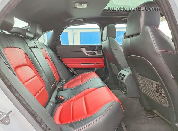 SAJBF4BV8GCY06363 2016 JAGUAR XF White Vista de los asientos traseros