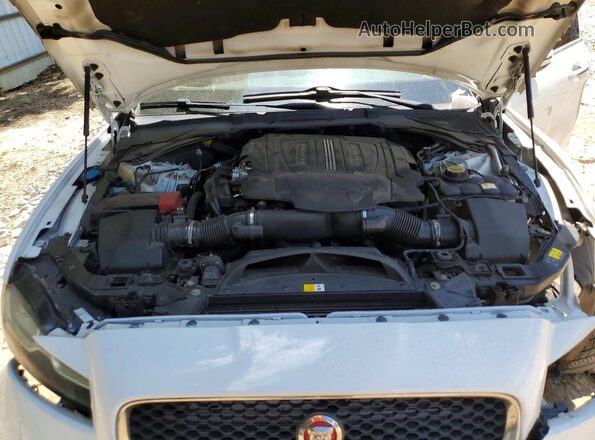 SAJBJ4BV2GCY16403 2016 JAGUAR XF White Vista interior trasera