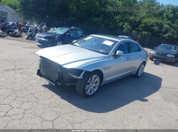 SAJBJ4BV9HCY34964 2017 JAGUAR XF Silver წინა მარცხენა ხედი სამი მეოთხედიდან