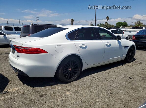 SAJBK4BV6HCY28598 2017 JAGUAR XF White Задня права чверть