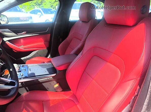 SAJBL4GX0RCY96548 2024 JAGUAR XF Black Widok tylnych siedzeń