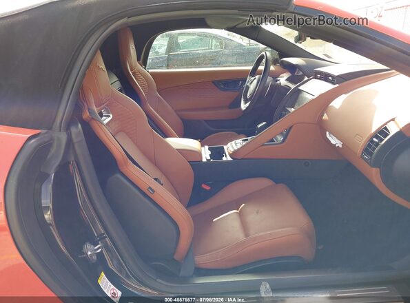 SAJDD5EE7PCK82994 2023 JAGUAR F-TYPE Orange Widok wnętrza z przodu