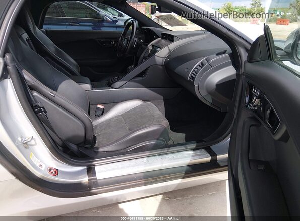 SAJDD5GX2KCK61610 2019 JAGUAR F-TYPE Silver Front interior view