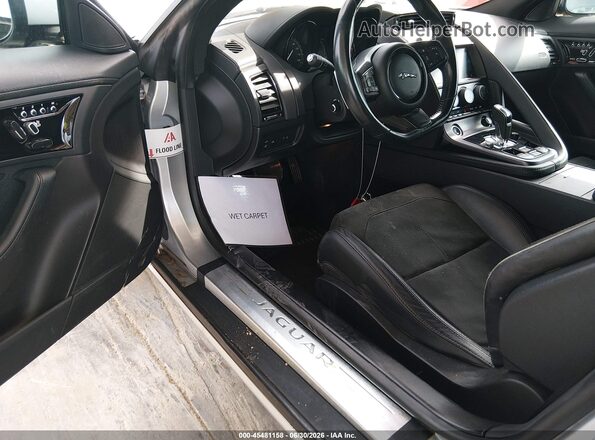 SAJDD5GX2KCK61610 2019 JAGUAR F-TYPE Silver Front view