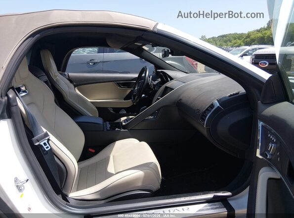 SAJDD5GX7KCK62980 2019 JAGUAR F-TYPE White Вид салону спереду