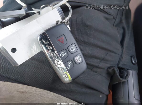 SAJDF1EEXRCK86673 2024 JAGUAR F-TYPE Green Widok deski rozdzielczej