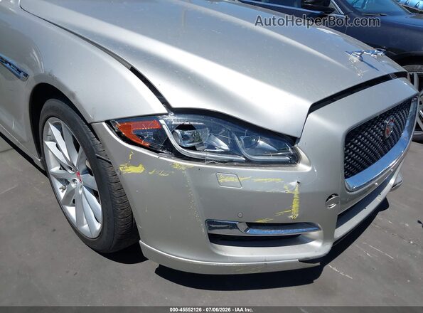 SAJWA1C73G8V93811 2016 JAGUAR XJ Champagne Вид спереди