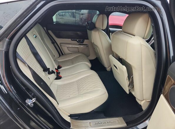 SAJWA2GE4JMW15733 2018 JAGUAR XJL Gray Հետևի նստատեղերի տեսք