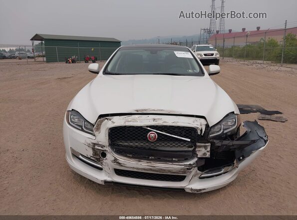 SAJWJ1CD6H8W05179 2017 JAGUAR XJ White Vista del cuadro de instrumentos