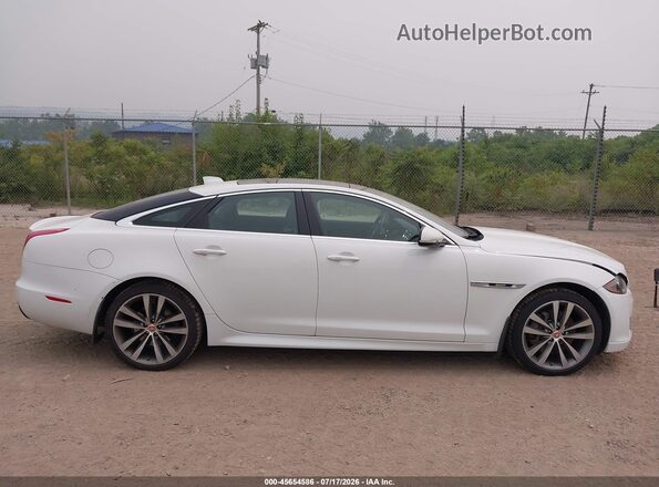 SAJWJ1CD6H8W05179 2017 JAGUAR XJ White Vista interior trasera