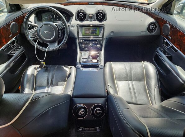 SAJWJ1CD8G8W00984 2016 JAGUAR XJ Черный Вид панели приборов