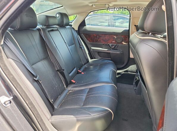 SAJWJ1CD8G8W00984 2016 JAGUAR XJ Черный Вид задних сидений