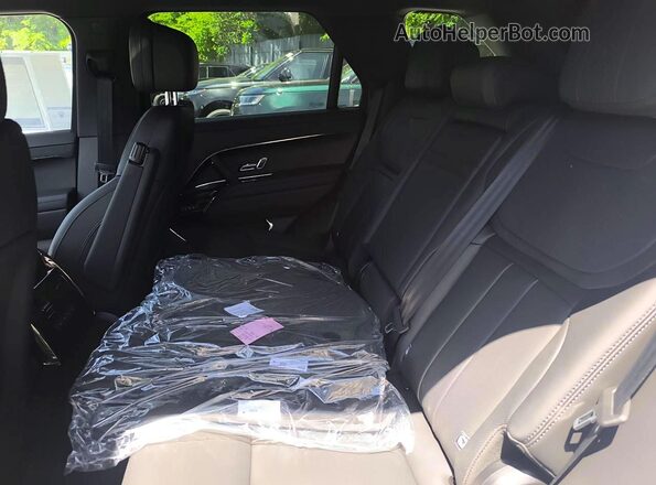 SAL1L9E93TA644560 2026 LAND ROVER RANGE White Rear interior view