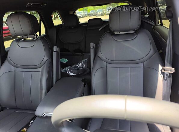SAL1L9FUXTA623515 2026 LAND ROVER RANGE White უკანა სავარძლების ხედი