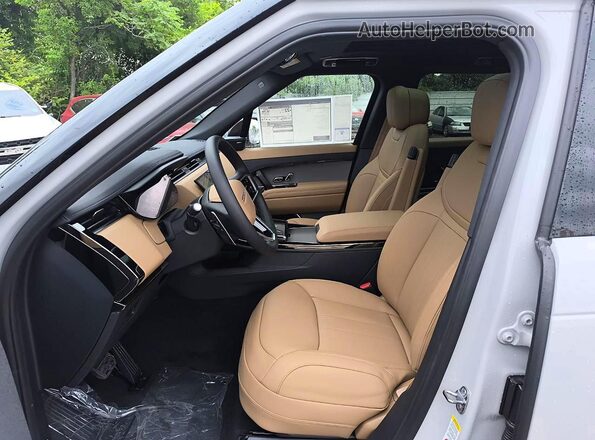 SAL1P9EU3TA635110 2026 LAND ROVER RANGE Серый Вид салона спереди
