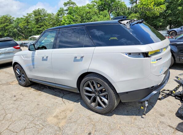 SAL1P9EU9RA195709 2024 LAND ROVER RANGE Серебряный Задняя правая четверть