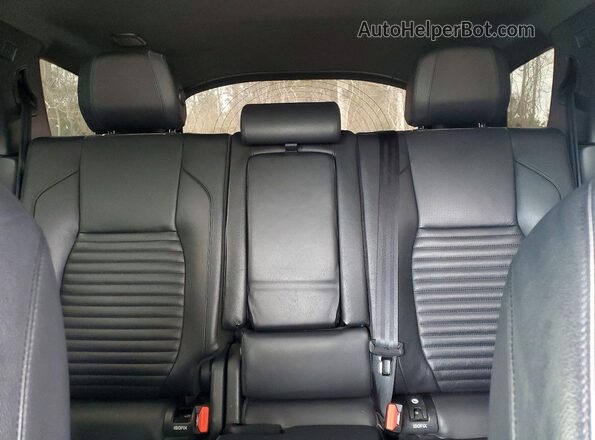 SALCJ2FX2LH835199 2020 LAND ROVER DISCOVERY Черный Вид задних сидений