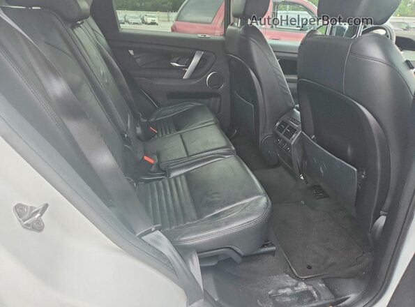 SALCJ2FX8LH841153 2020 LAND ROVER DISCOVERY White Rear interior view