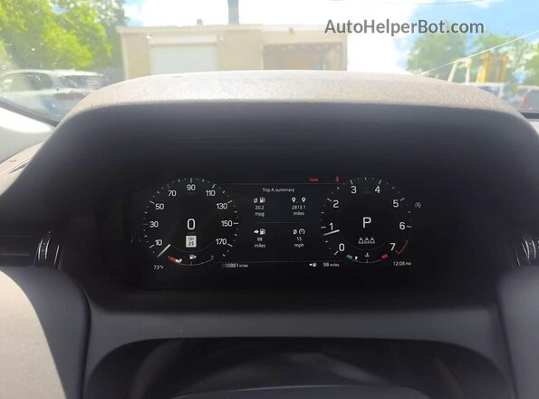 SALCJ2FX8SH354839 2025 LAND ROVER DISCOVERY Silver Dashboard view
