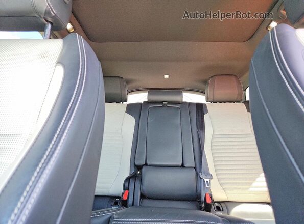 SALCL2FX3LH879173 2020 LAND ROVER DISCOVERY Black Rear seats view