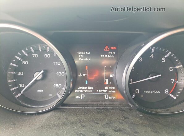 SALCP2BG4GH615282 2016 LAND ROVER DISCOVERY Silver Widok zestawu wskaźników