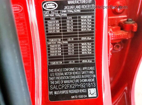 SALCP2FX2PH921813 2023 LAND ROVER DISCOVERY Red ძრავის განყოფილების ხედი