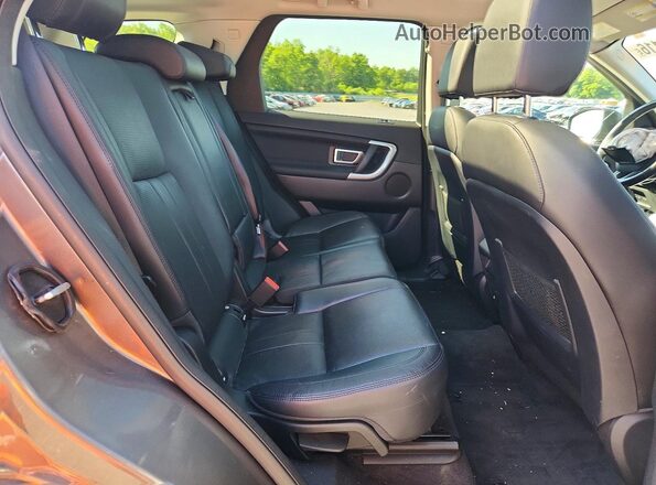 SALCR2FX8KH814252 2019 JAGUAR XF Silver Widok wnętrza z tyłu