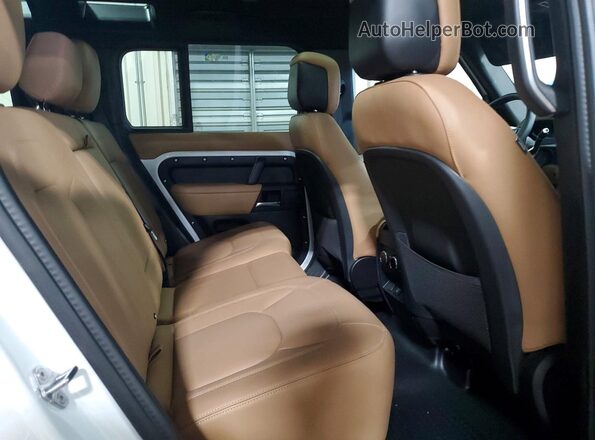 SALE27EU9S2411448 2025 LAND ROVER DEFENDER White Вид задньої частини салону