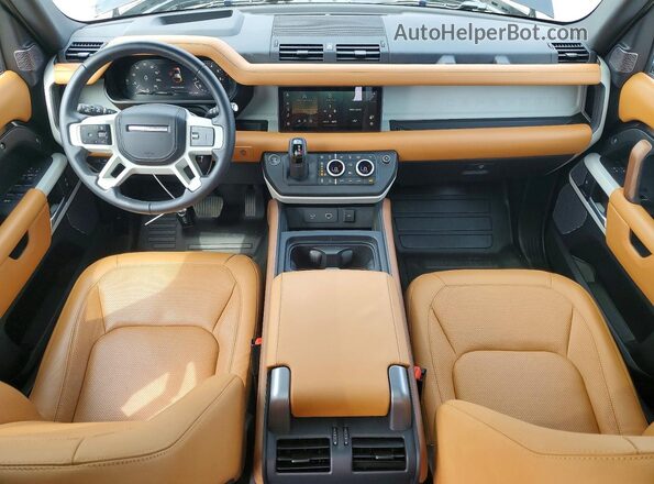 SALEJ7EU2R2350263 2024 LAND ROVER DEFENDER Black Widok deski rozdzielczej