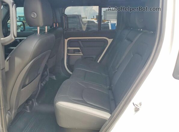 SALEJ7EX1R2250844 2024 LAND ROVER DEFENDER White უკანა სავარძლების ხედი