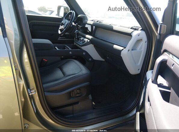 SALEJ7EX7P2204383 2023 LAND ROVER DEFENDER Green Vista interior delantera