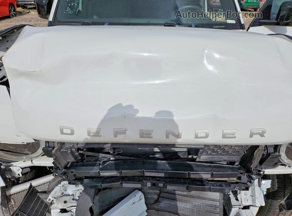 SALEJ7EX7S2367821 2025 LAND ROVER DEFENDER White Rear interior view