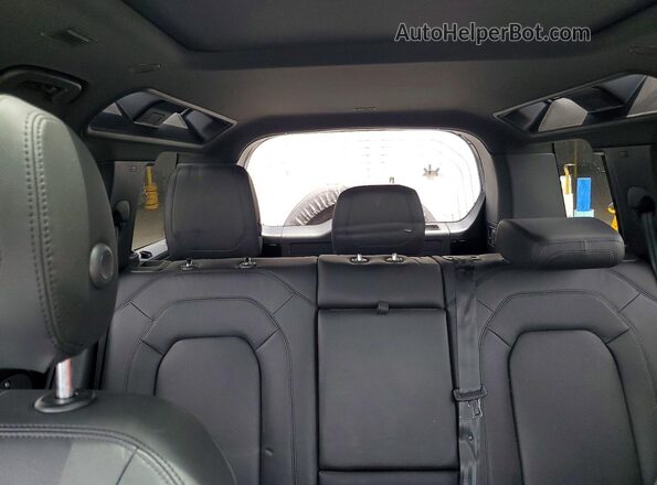 SALEJ7EX9R2284465 2024 LAND ROVER DEFENDER Black Widok tylnych siedzeń