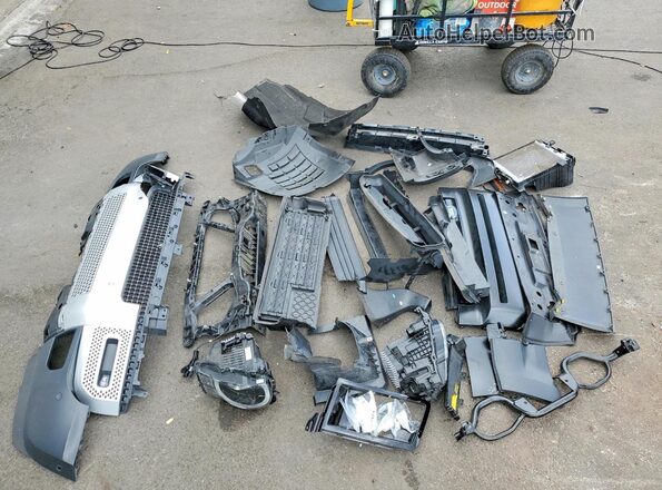 SALEJ7EX9R2284465 2024 LAND ROVER DEFENDER Black Widok naklejki z numerem VIN