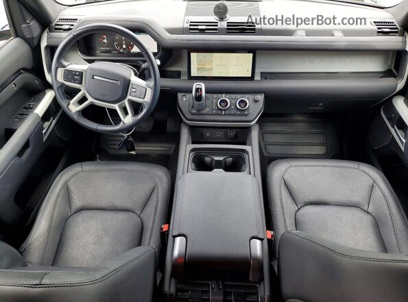 SALEJ7EX9R2284465 2024 LAND ROVER DEFENDER Black Widok deski rozdzielczej