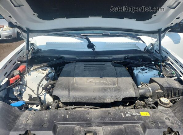 SALEJ7EX9S2370509 2025 LAND ROVER DEFENDER White უკანა სალონის ხედი