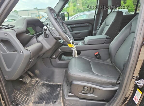 SALEJ7EXXS2447114 2025 LAND ROVER DEFENDER Black Vista interior delantera
