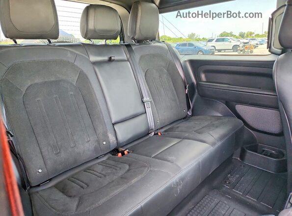 SALEW6RE9N2106182 2022 LAND ROVER DEFENDER Black Rear interior view