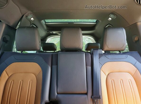SALEXFEU9R2259760 2024 LAND ROVER DEFENDER Brown Widok tylnych siedzeń