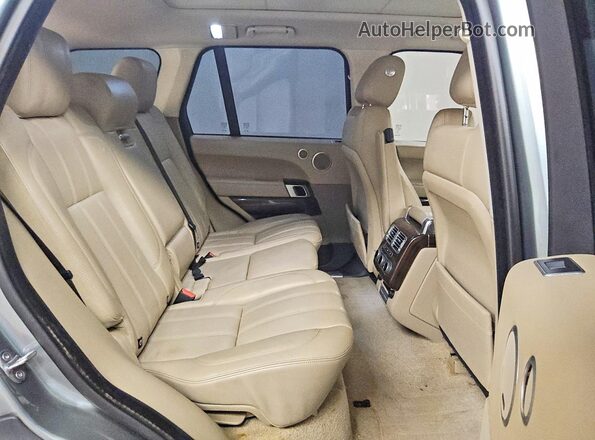SALGS2FV3HA340121 2017 LAND ROVER RANGE Green Rear interior view