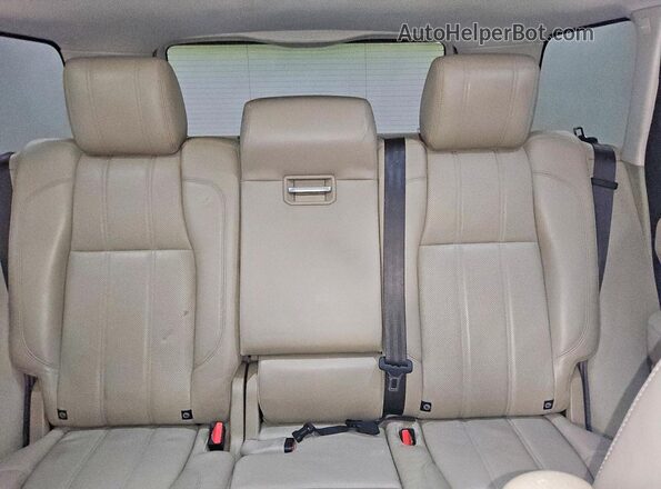 SALGS2FV3HA340121 2017 LAND ROVER RANGE Green Rear seats view