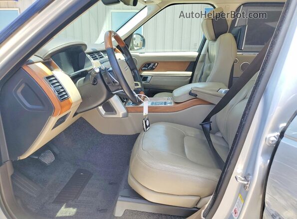 SALGS5SE2LA582012 2020 LAND ROVER RANGE Серебряный Вид салона спереди