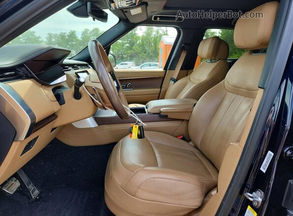 SALK1BE90RA098598 2024 LAND ROVER RANGE Blue Вид салону спереду