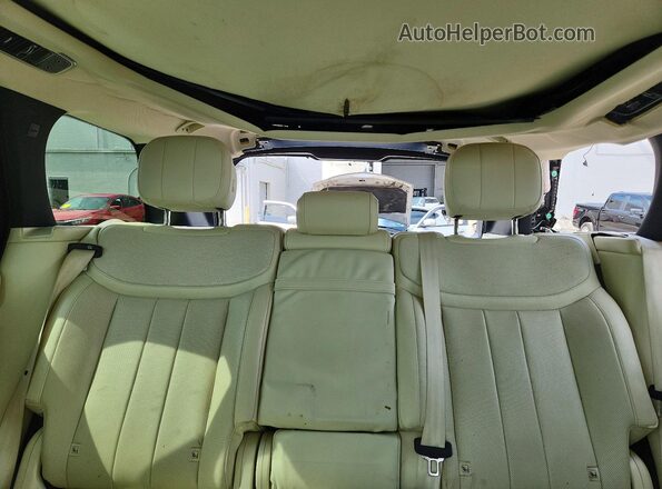 SALKP9E94RA095436 2024 LAND ROVER RANGE Green Հետևի նստատեղերի տեսք