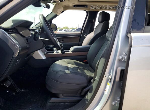 SALKP9F46SA297722 2025 LAND ROVER RANGE Silver Вид салону спереду